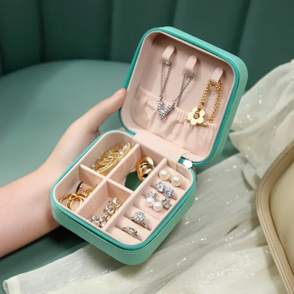 GlamPack Mini Travel Jewelry Box